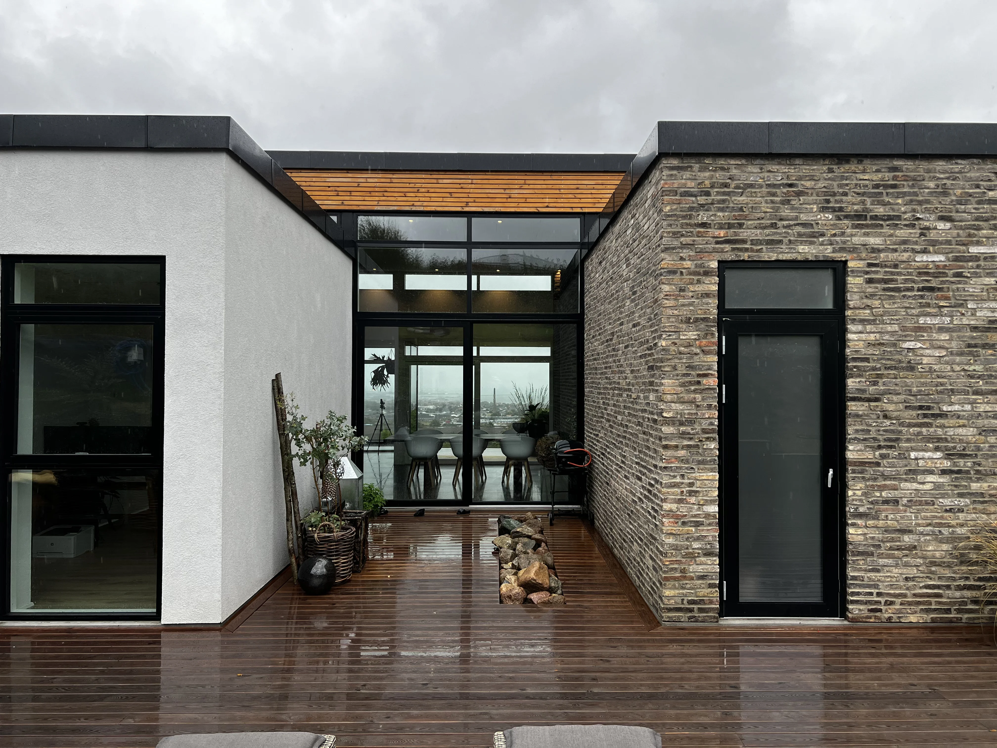 Udsigtsvilla med terrasse og byudsigt, Frederikshavn — Yderskov Arkitekter